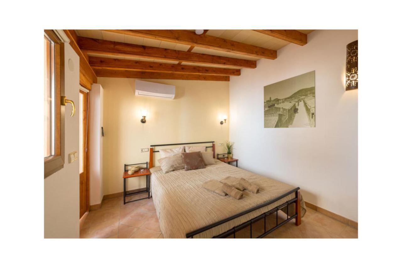 Boutique Hostal "Born53" Im Stadtkern Von Llucmajor, Mallorca Aparthotel Llucmajor  Luaran gambar