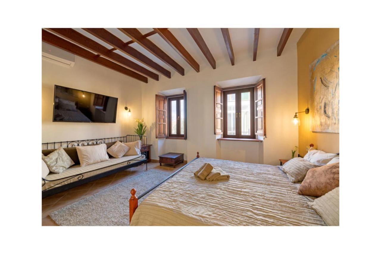Boutique Hostal "Born53" Im Stadtkern Von Llucmajor, Mallorca Aparthotel Llucmajor  Luaran gambar